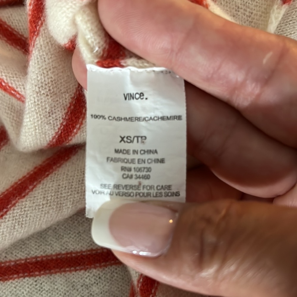 Vince Red Stripe Boatneck 100% cashmere Sweater size XS - Picture 12 of 12